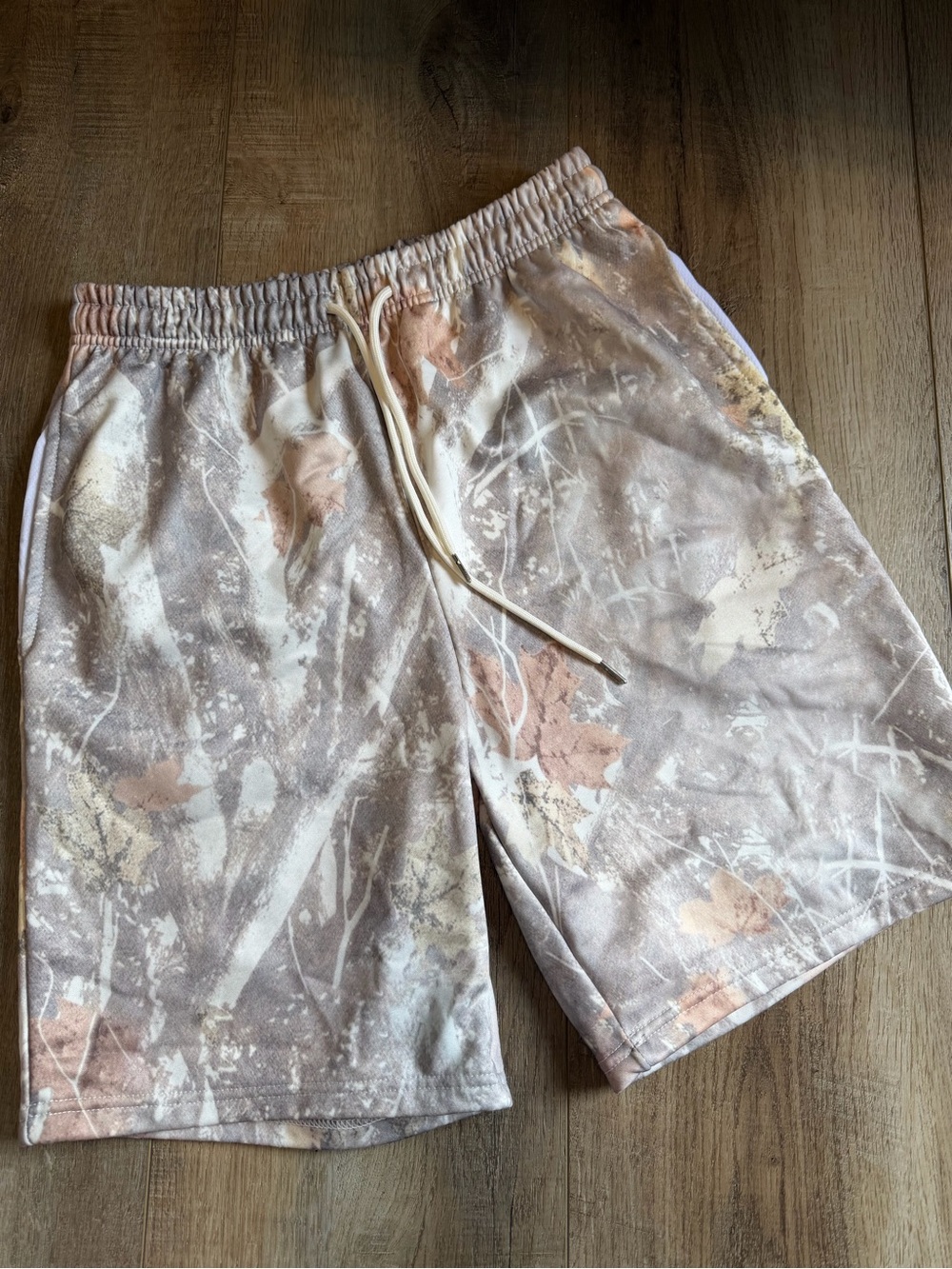 Men's Casual Drawstring Shorts in Beige Multi